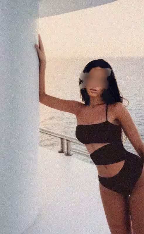 companion Siren in Chicago, IL