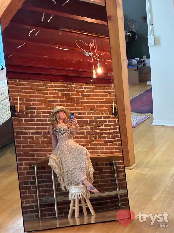 companion/Massage Sydney Coxxx / Sydney Sol in Denver, CO