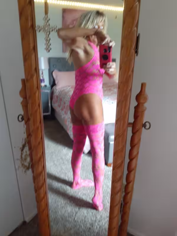 companion/Massage Shelly in Detroit, MI