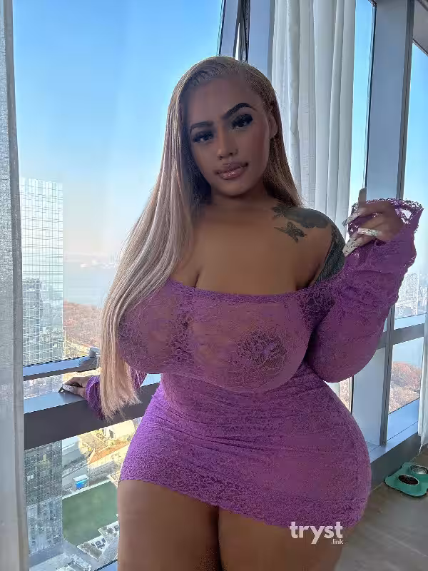Escort Suzy Marie in Los Angeles, CA
