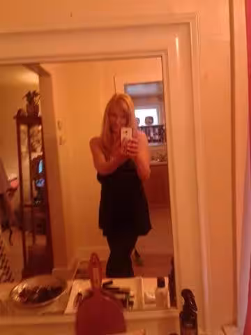 companion/Massage Michelle in Milwaukee, WI