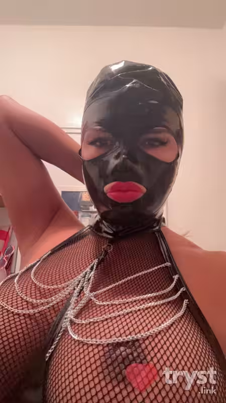 companion Gabriella in New York City - Manhattan, NY