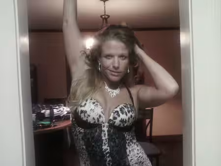 companion/Massage Brooke in Raleigh, NC