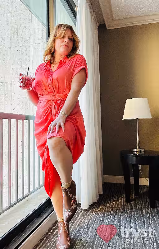 companion/Massage Roxanne Reynolds / Randy Roxanne in Tulsa, OK